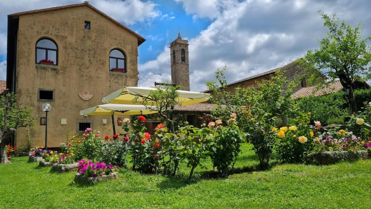 ホテル Convento San Bartolomeo アッバディーア・サン・サルヴァトーレ エクステリア 写真