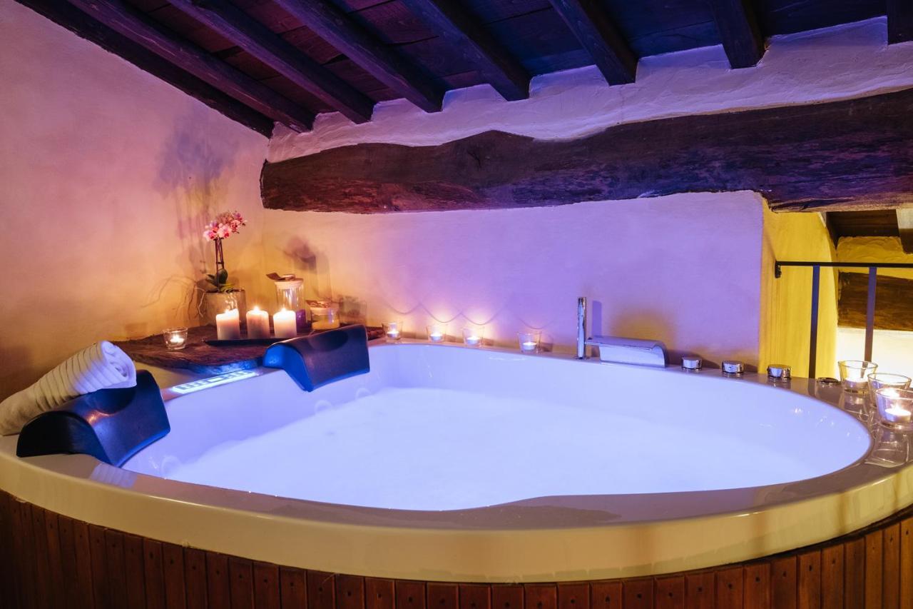 ホテル Convento San Bartolomeo アッバディーア・サン・サルヴァトーレ エクステリア 写真